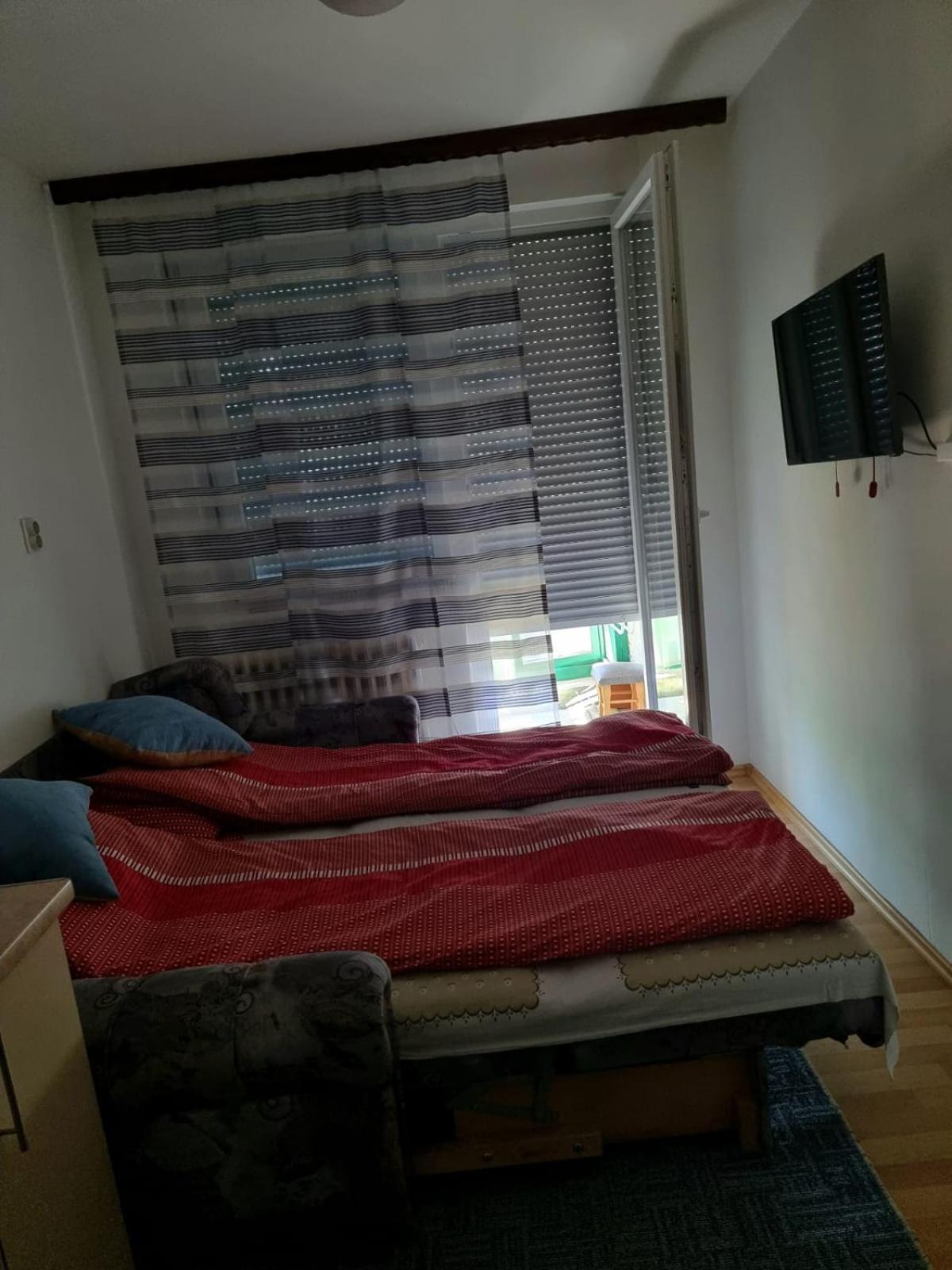 Apartment Am *