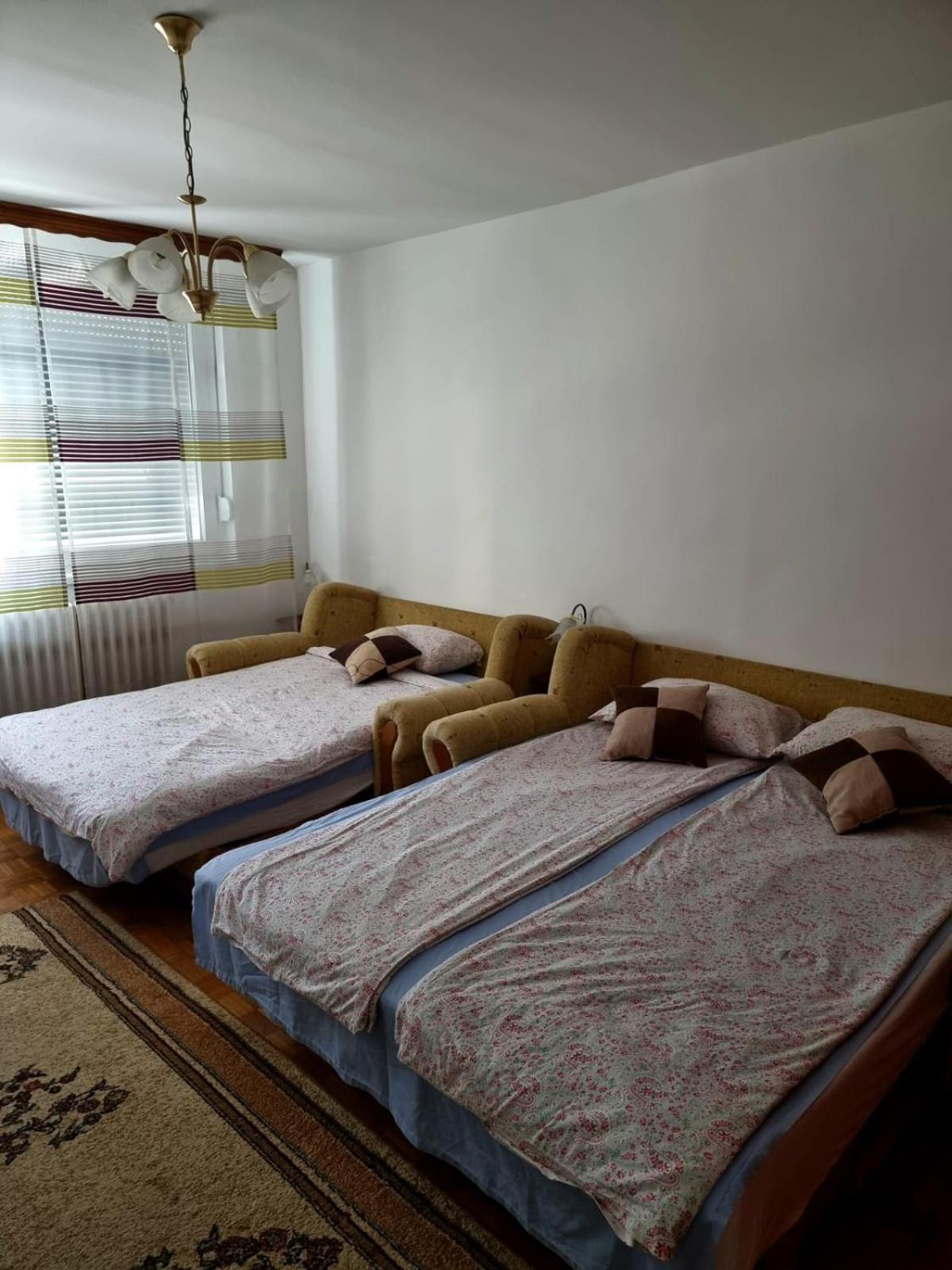 Apartment Am